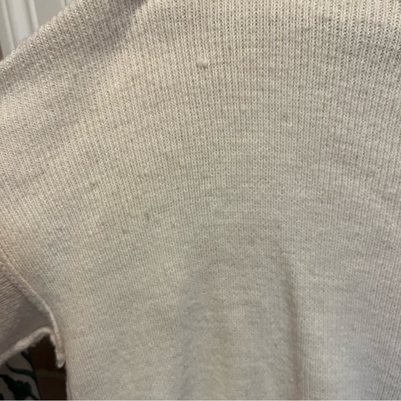 Cream Turtleneck Sweater size Small - Picture 6 of 6